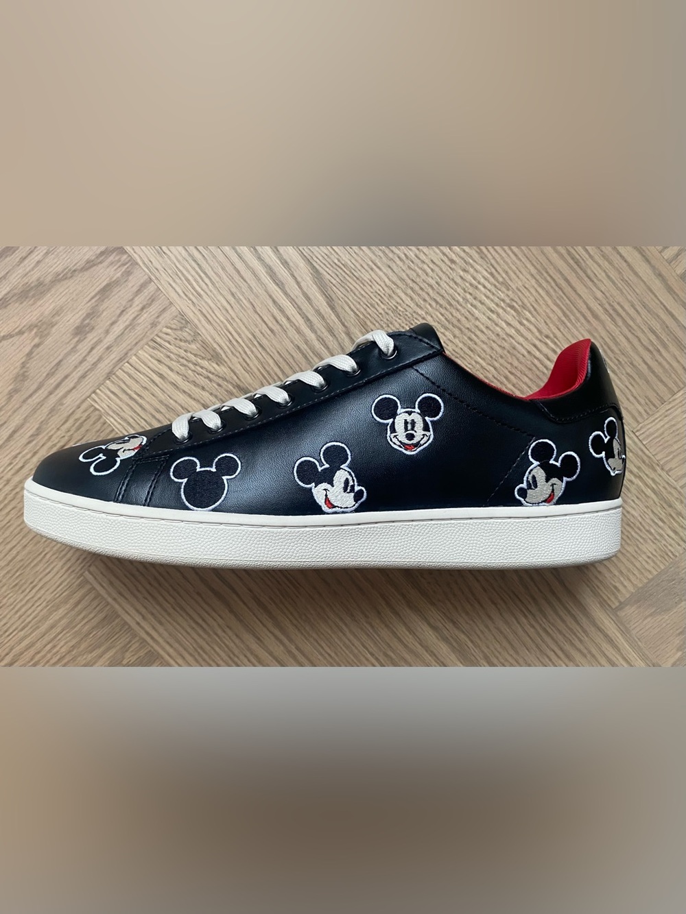 MOA Master of Arts x Disney Mickey Mouse Men’s 11 Rare Black & White Shoes
